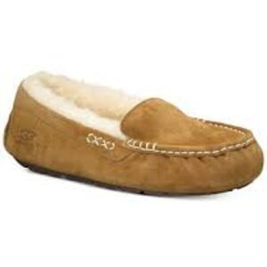 UGG Ansley Moccasin Slippers Size 7 NWOB